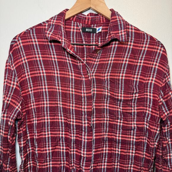 BDG Women's Button Plaid Flannel Tunic Shirt Maroon Red Size Small - Picture 2 of 9
